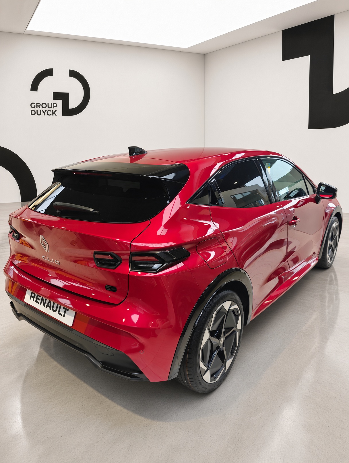 Renault CLIO VI - photo 2 | Group Duyck Herfelingen Asse Sint-Pieters-Leeuw Aalst